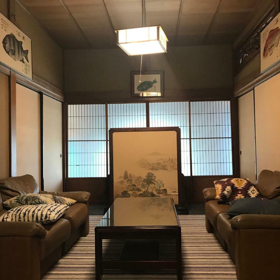 Guest House & Bar Diamond Head Mihana 외부 사진